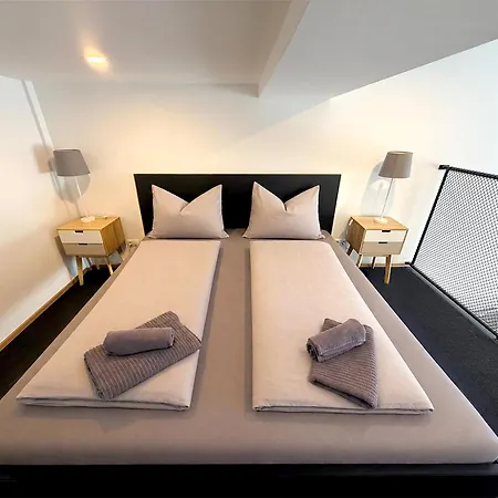Microloft * Ίνσμπρουκ